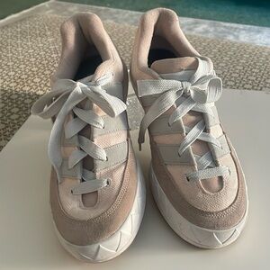 Adidas men’s sneaks